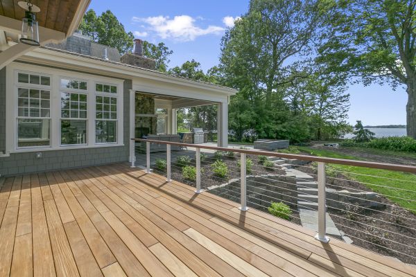 Deck Service in Herndon