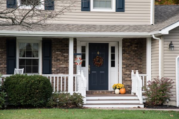 Cost of Front Deck Construction in Herndon